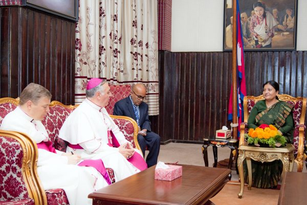 pop-vetican-city_myr0191