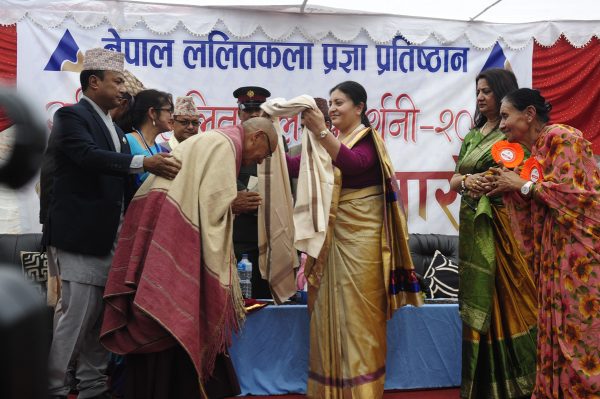 observing-lalitkala-exihibition1